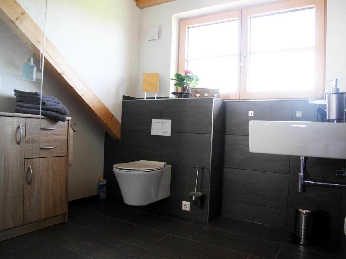 Ferienwohnung Reisach Лінденберґ-ім-Альґой Екстер'єр фото