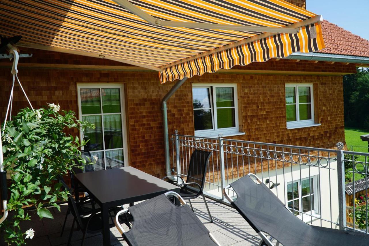 Ferienwohnung Reisach Лінденберґ-ім-Альґой Екстер'єр фото